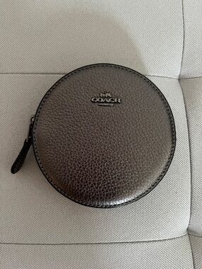 Coach Round Pouch